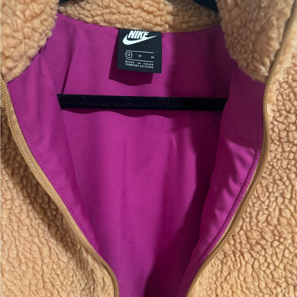 Nike Tan Fleece Jacket with Magenta Interior - Picture 3 of 4